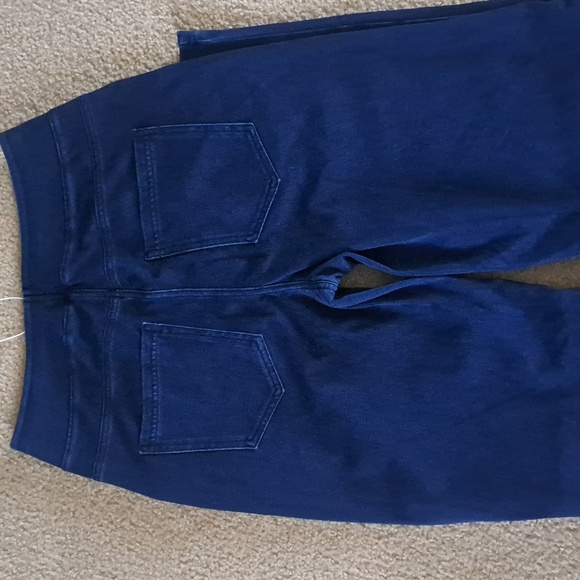 SMALL    HALARA WIDE LEG DENIUM KNIT STRETCH  JEANS. - Picture 6 of 7